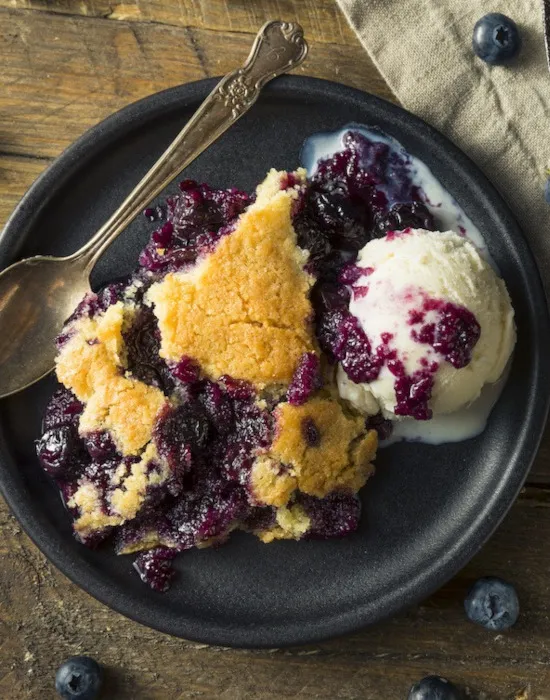 DESSERT INSPIRATION: BLUEBERRY PIE