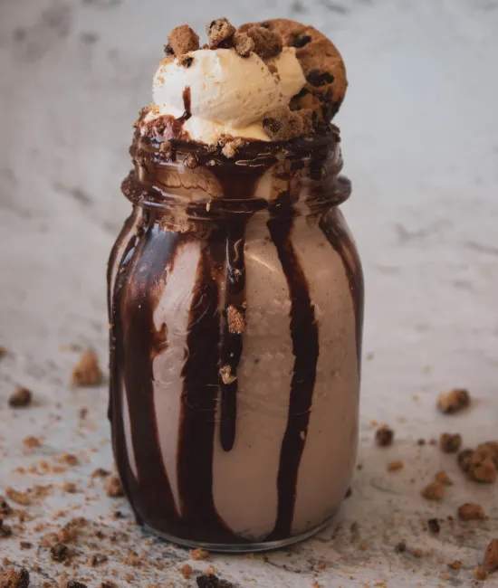 DESSERT INSPIRATION: COOKIE DOUGH MILKSHAKE